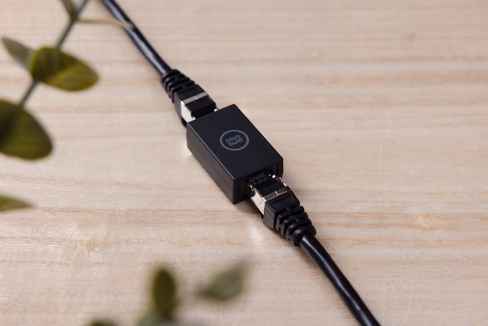 BlueBuilt RJ45 CAT6 koppeling Zwart product in gebruik