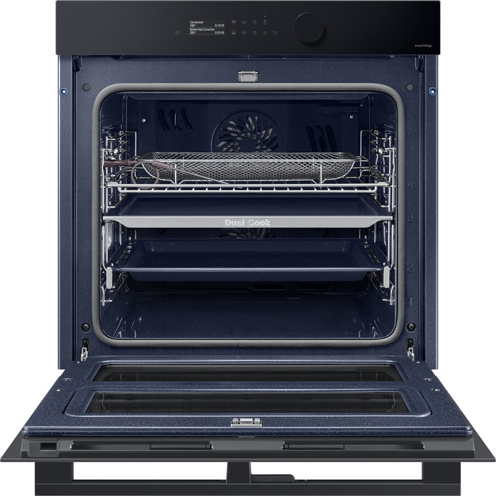 Samsung NV7B5755SAK/U1 Dual Cook Flex inside