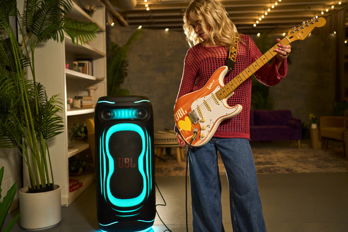 JBL Partybox Ultimate 2 product in gebruik