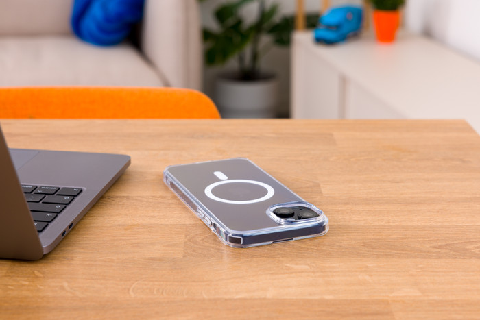BlueBuilt Protective Back Cover met MagSafe iPhone 15 Plus Transparant visual Coolblue 2