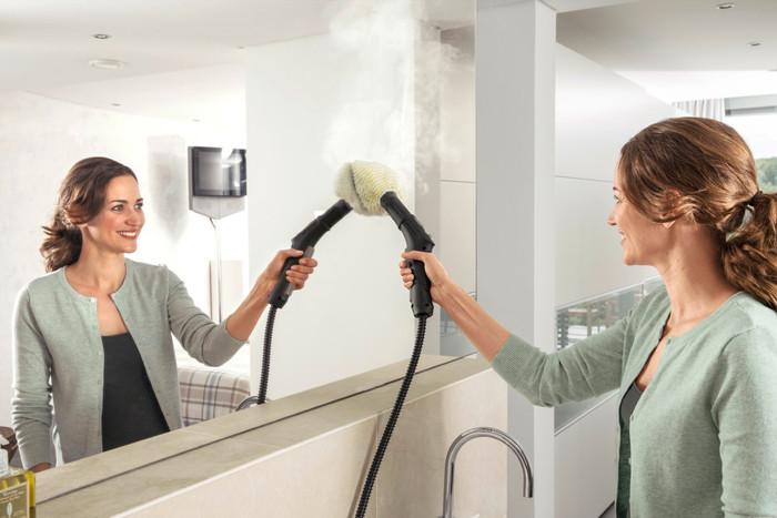 Kärcher SC 4 EasyFix Plus product in use