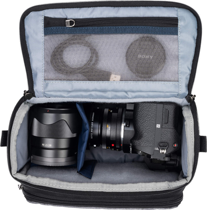 Think Tank Mirrorless Mover 20 V2 Gray inside