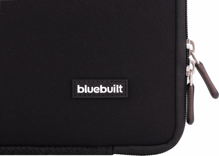 BlueBuilt Laptophoes voor Apple MacBook Air 15 inch + Tradendum Bluetooth muis detail