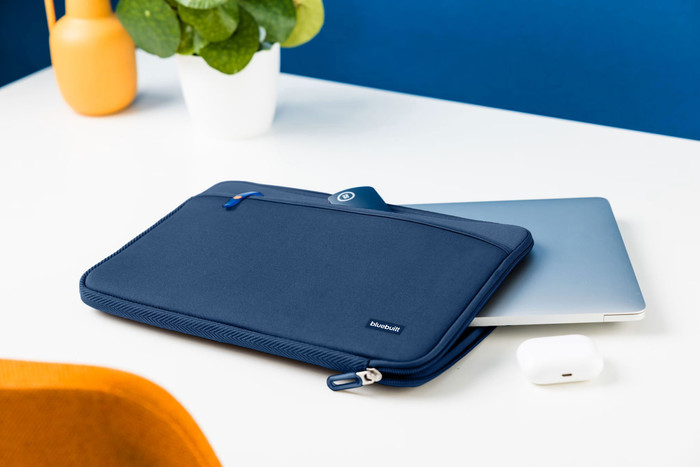 BlueBuilt Laptop Sleeve Width 30cm 12 - 13 inches Blue product in use