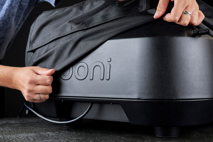 Ooni Pizza Oven Hoes Volt 12 detail