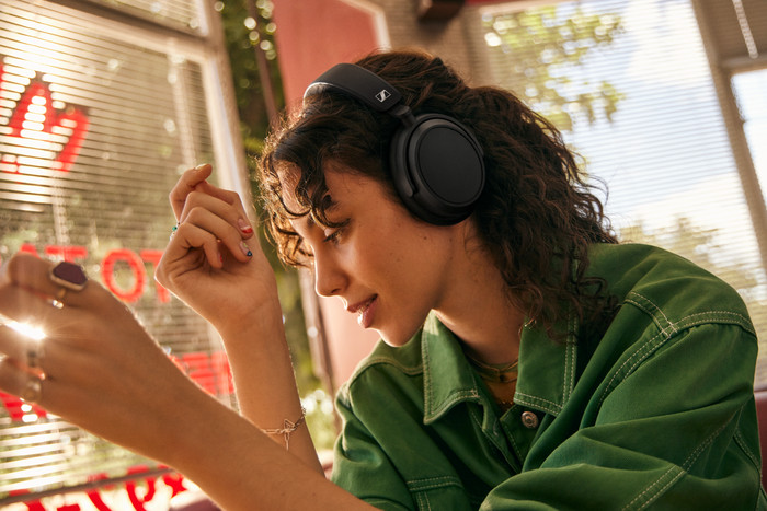 Sennheiser Accentum Plus Black product in use