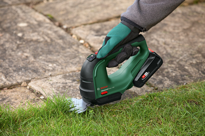 Bosch AdvancedShear 18V-10 Set product in gebruik