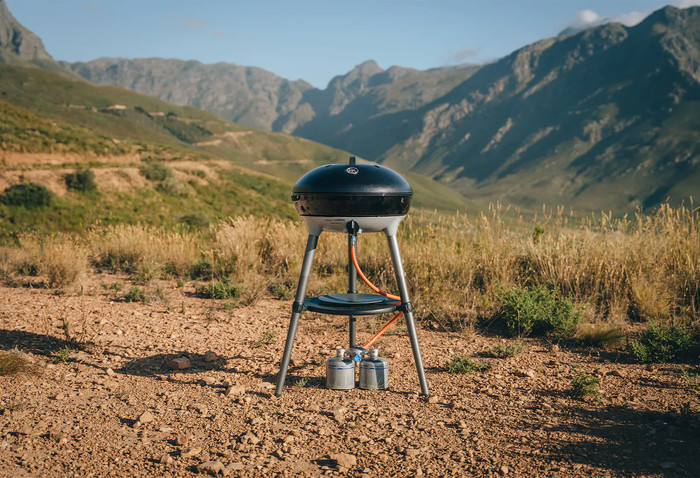 Cadac Carri Chef 50 BBQ / Paella Pan Starterspakket product in gebruik