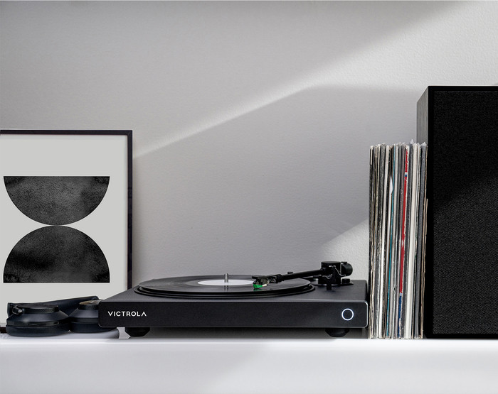 Victrola Hi-Res Onyx Black product in use