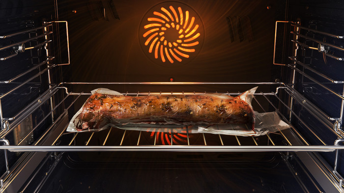 Samsung NV7B4550VAK Dual Cook Flex product in use