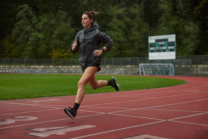 Garmin Forerunner 255 Music Zwart product in gebruik