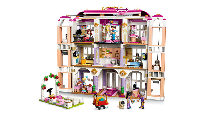 LEGO Friends Heartlake City Grand Hotel 42704 detail