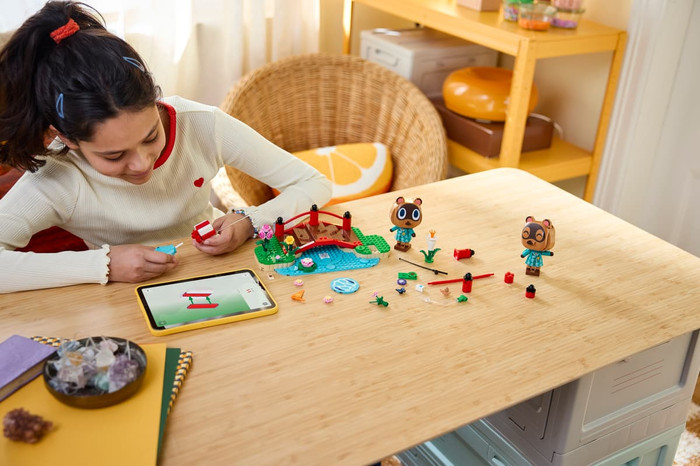 LEGO Animal Crossing Dagje vrij met Timmy en Tommy 77059 product in gebruik