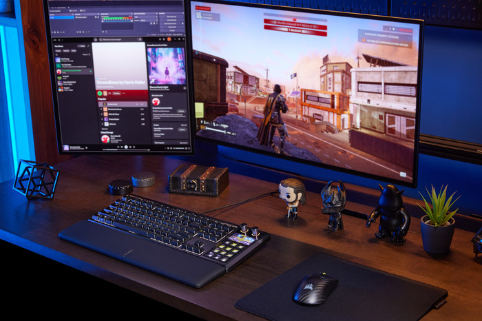 Corsair GALLEON 100 SD Gaming Toetsenbord Qwerty product in gebruik