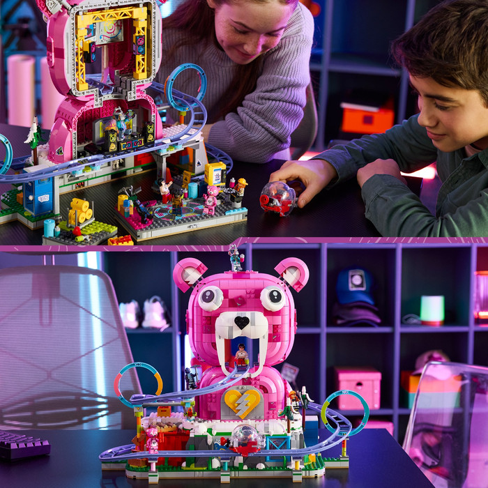 LEGO Fortnite Rave Cave 77082 product in gebruik