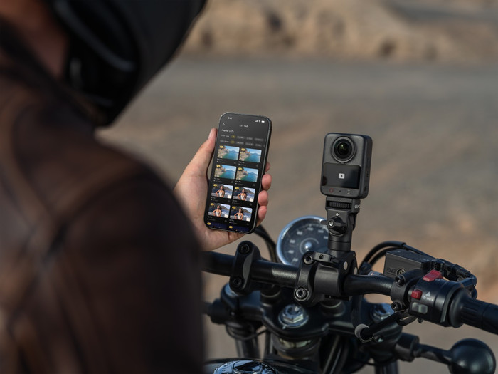 DJI Osmo 360 II Limitless Riding Combo product in gebruik