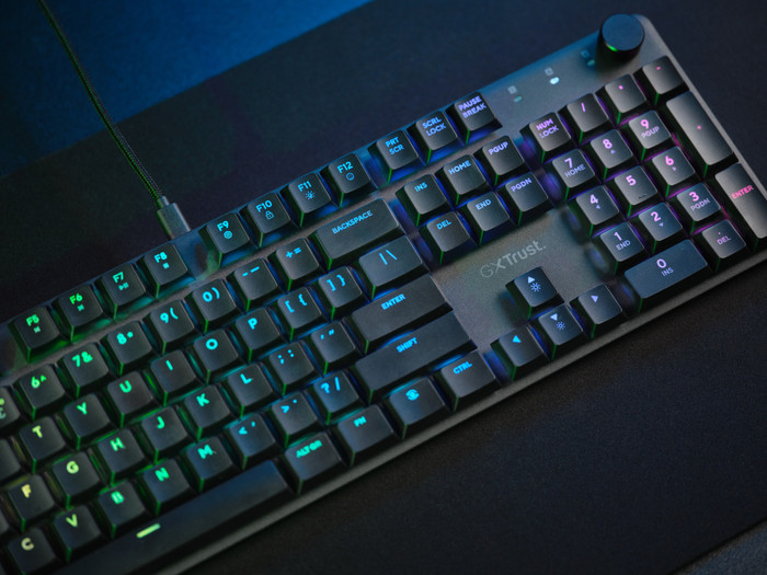 Trust GXT 866 Torix Mechanical Gaming Keyboard QWERTY Black product in use