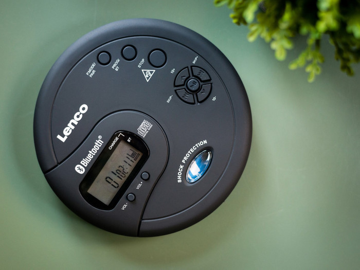 Lenco CD-300BK product in gebruik
