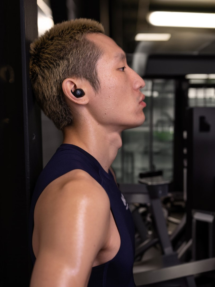 Sennheiser Momentum Sport Zwart product in gebruik
