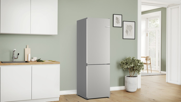 Bosch KGN362IBF left side