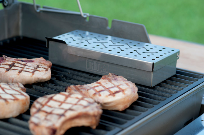 Weber Universele Rookbox Rvs product in gebruik
