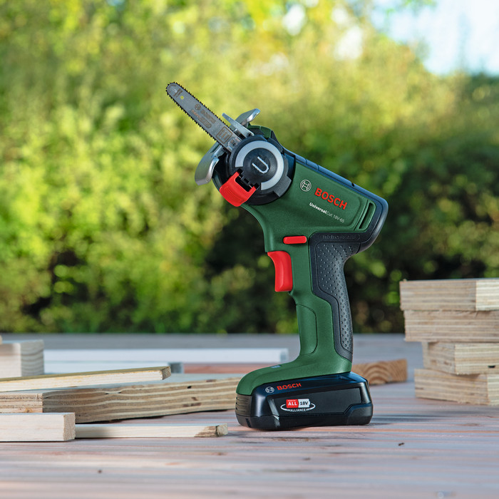 Bosch Universal Cut 18V-65 (zonder accu) visual leverancier