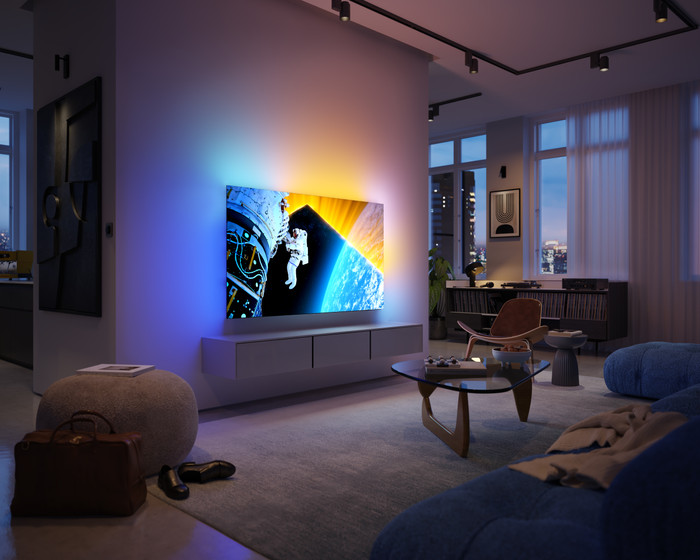 Philips 77OLED809 - Ambilight (2024) product in use