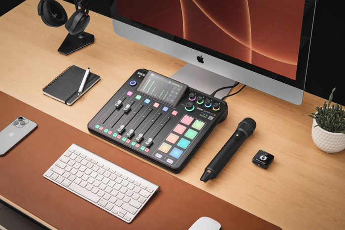 RØDE Interview Pro product in use