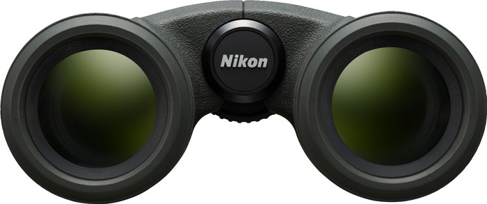 Nikon Prostaff P7 8x30 avant