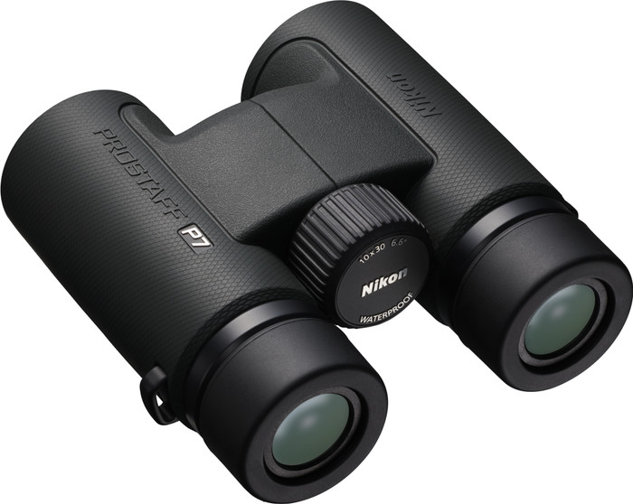 Nikon Prostaff P7 10x30 vorne