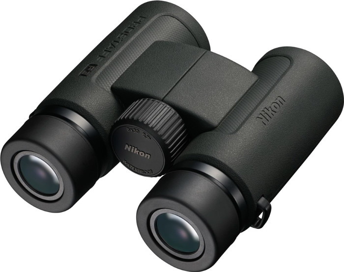 Nikon Prostaff P3 8x30 vorne