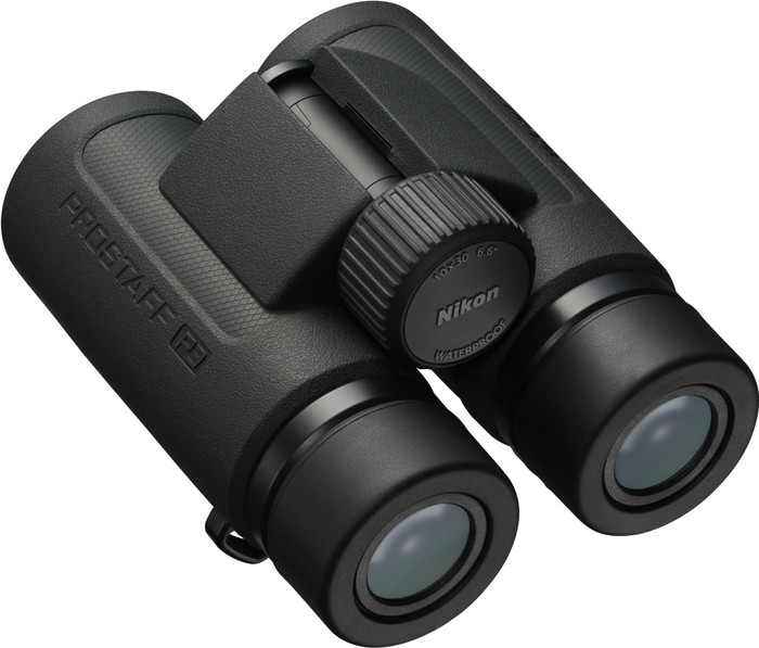 Nikon Prostaff P3 10x30 vorne