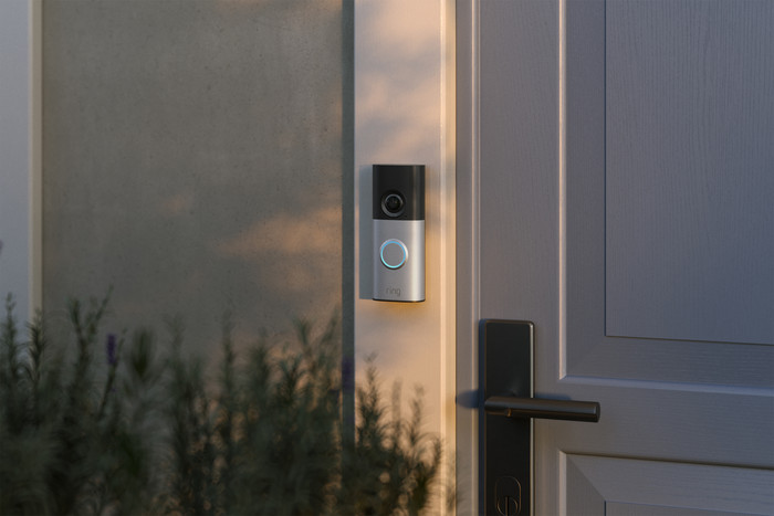 Ring Bedrade Video Deurbel Plus + Chime 3e Generatie product in gebruik