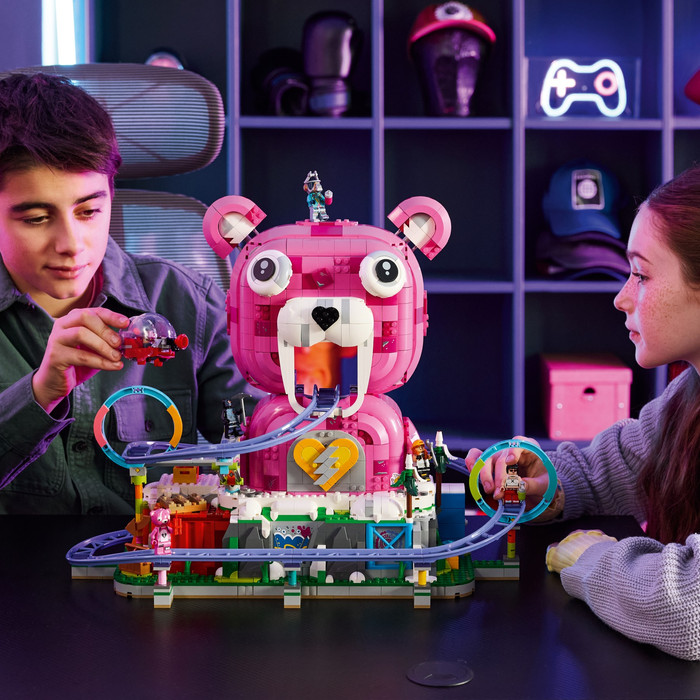LEGO Fortnite Rave Cave 77082 product in gebruik