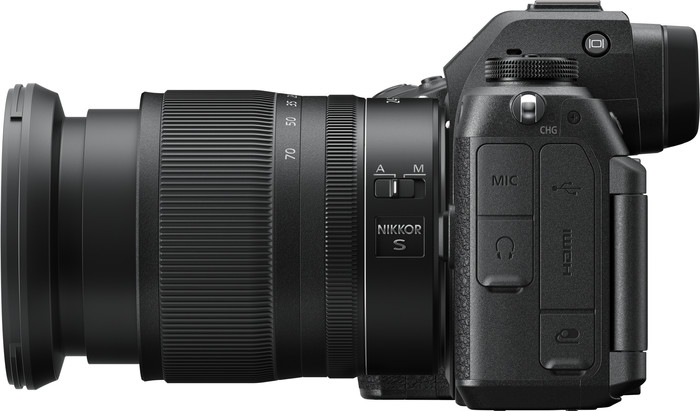 Nikon Z6 III + NIKKOR Z 24-70mm f/4 S rechte seite