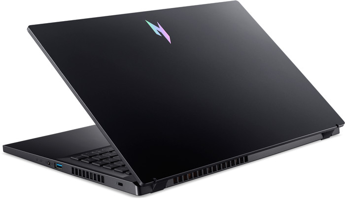 Acer Nitro V15 (ANV15-41-R75L) achterkant