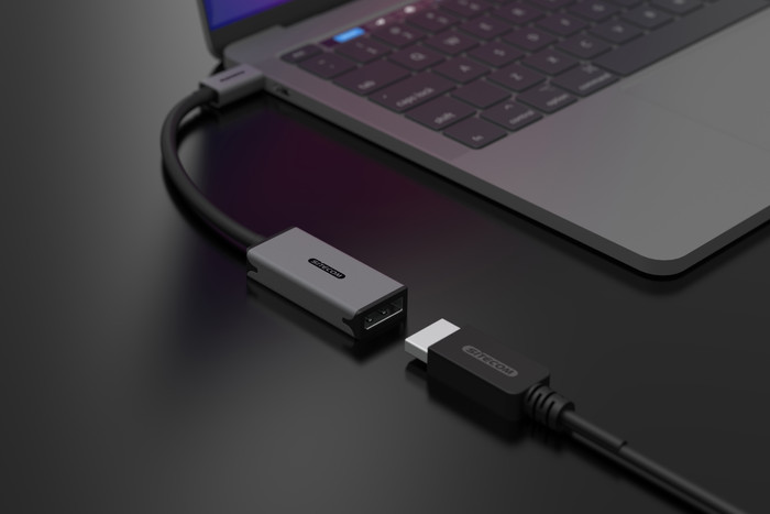 Sitecom USB-C naar DisplayPort 1.4 Adapter product in gebruik