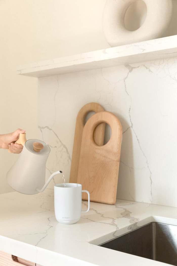 Ember Mug² 414ml White product in use