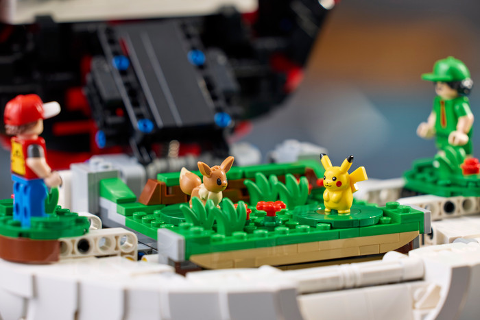 LEGO Pokémon Pokéball met Trainer scènes 72154 detail
