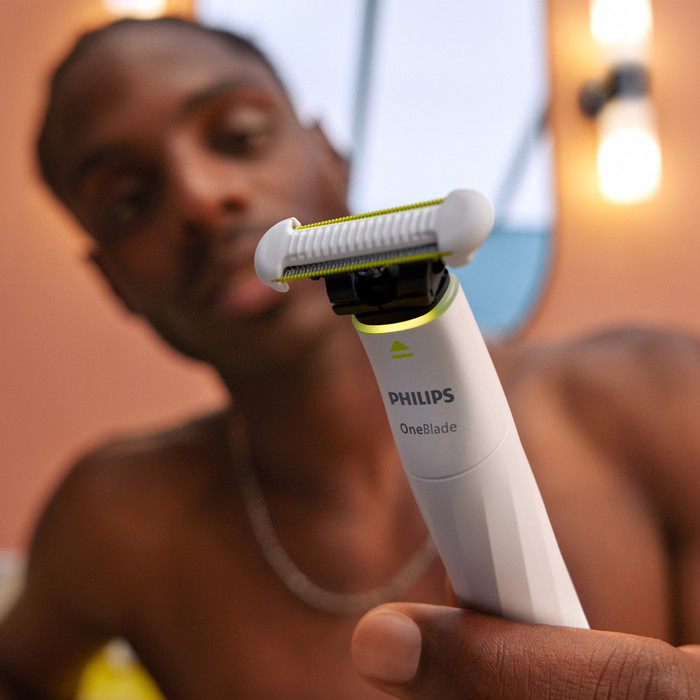 Philips OneBlade Intimate QP1930/30 product in gebruik
