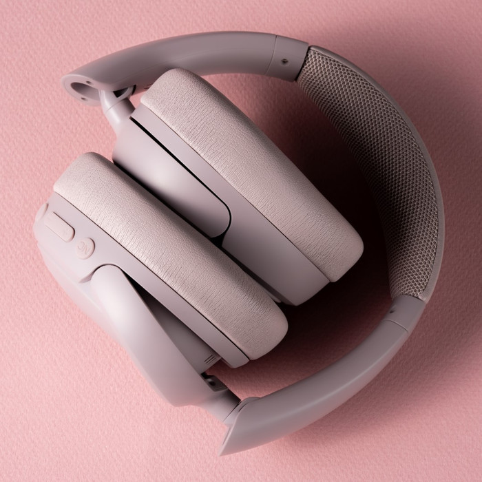 JBuds Lux ANC Rosa produkt in gebrauch