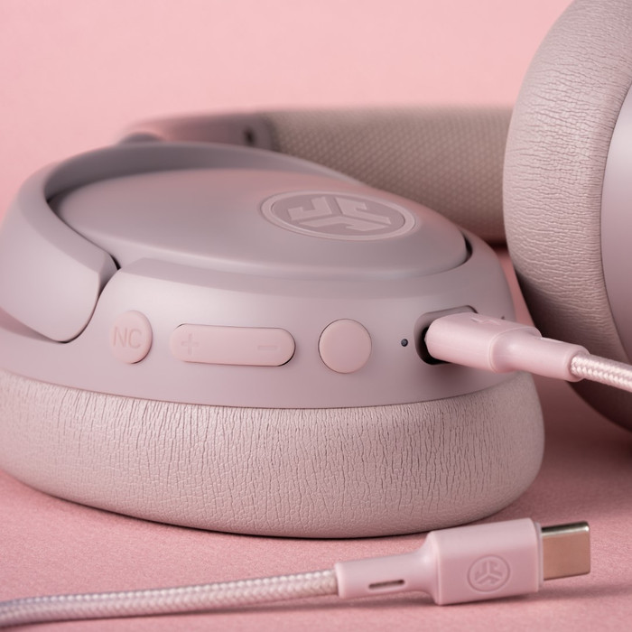 JBuds Lux ANC Rosa produkt in gebrauch