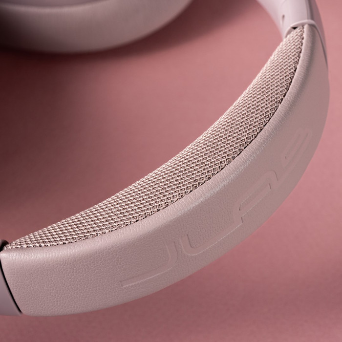 JBuds Lux ANC Rosa produkt in gebrauch