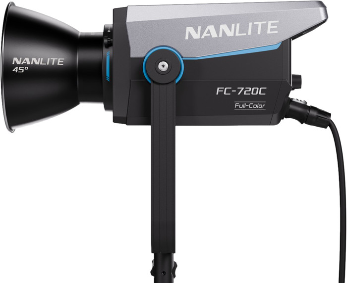 Nanlite FC-720C LED RGBW Spot Light rechterkant