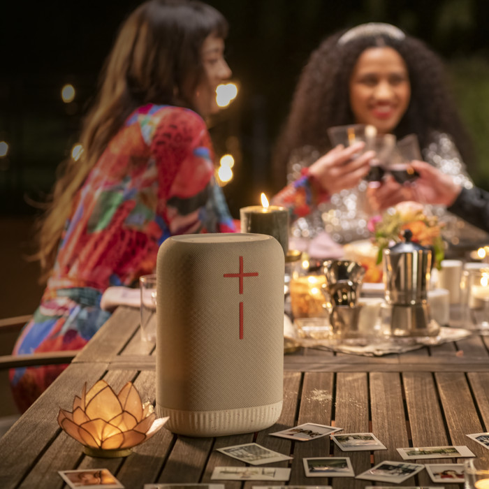Ultimate Ears Epicboom Zwart product in gebruik