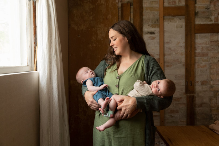 Owlet Dream Sock Mint OW-DS-MI product in use