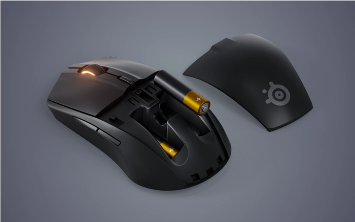 SteelSeries Rival 3 Gen 2 Draadloze Gaming Muis Zwart product in gebruik