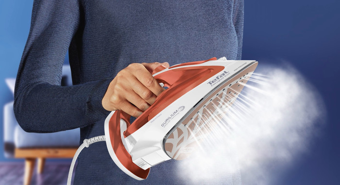 Tefal Easygliss Eco FV5782 product in gebruik