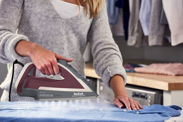 Tefal Smart Protect Plus FV6870 product in gebruik
