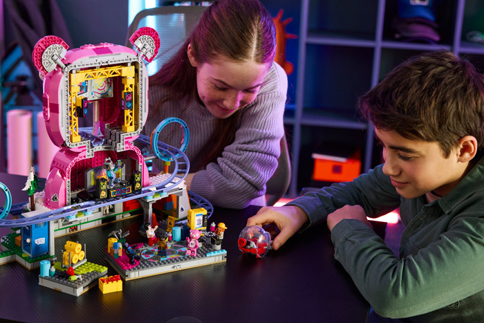 LEGO Fortnite Rave Cave 77082 product in gebruik